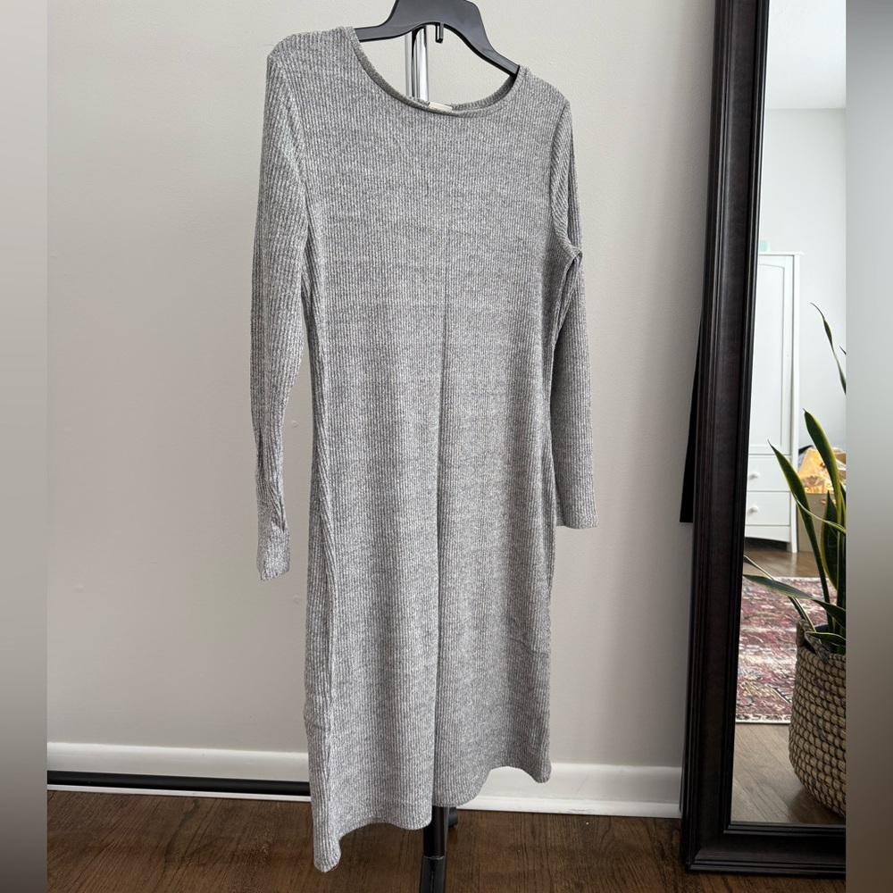Elegant Gray Women's Dress